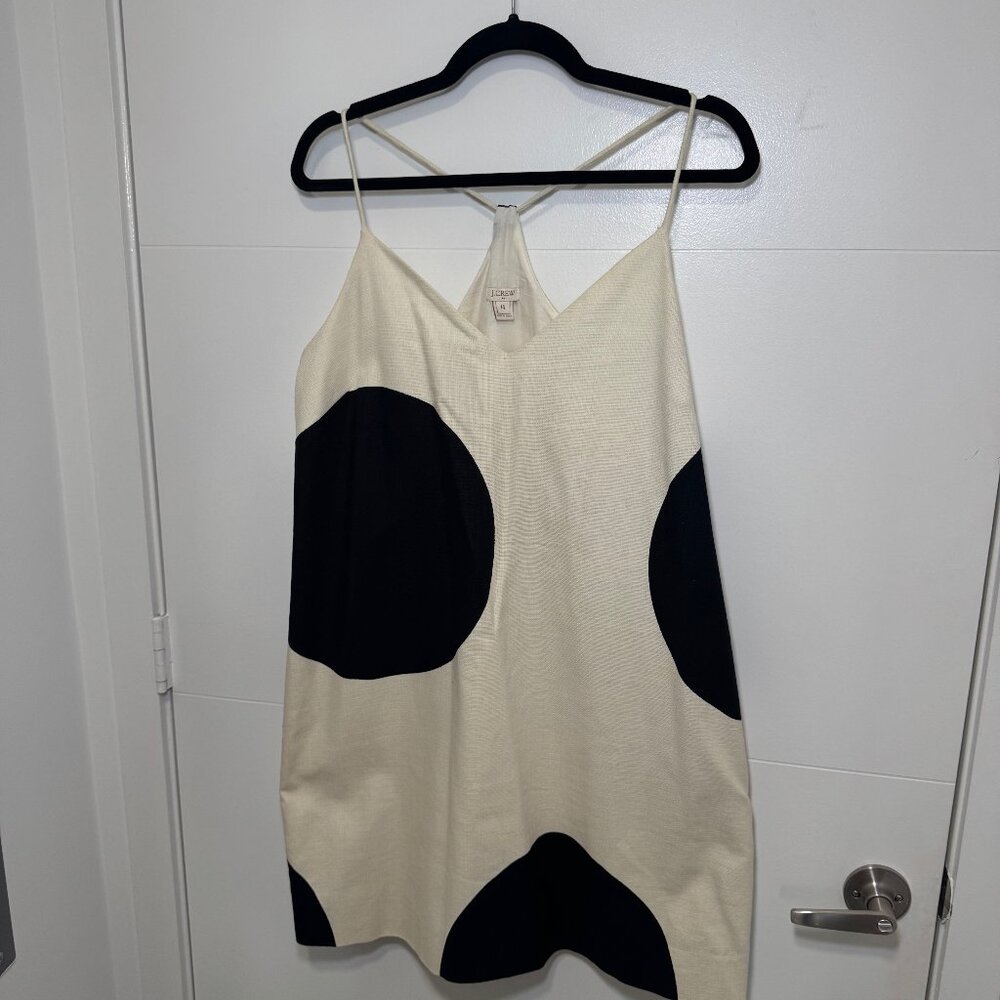 J CRE WHITE WITH BLACK POLKA DOT RACERBACK MODERN SUMMER DRESS SIZE 14